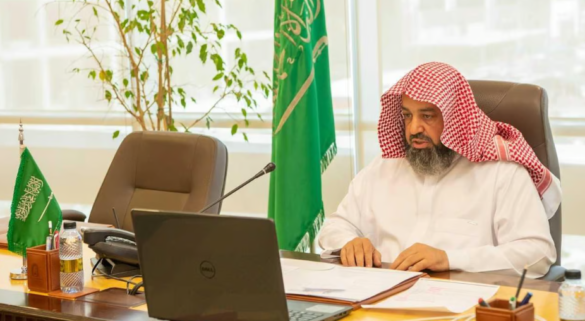 "العنزي" يلتقي الأئمة المشاركين في برنامج الإمامة في الخارج خلال رمضان