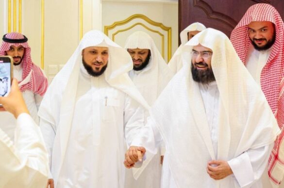 بعد تعرضه للإعياء.. وكالة شؤون الأئمة والمؤذنين تصدر بيانا عن حالة إمام المسجد الحرام